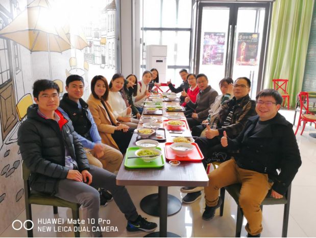 “那一条共同走过的洪桥路”系列之五——我的逆袭之路,竟是华章的套路 “那一条共同走过的洪桥路”系列之五——我的逆袭之路,竟是华章的套路